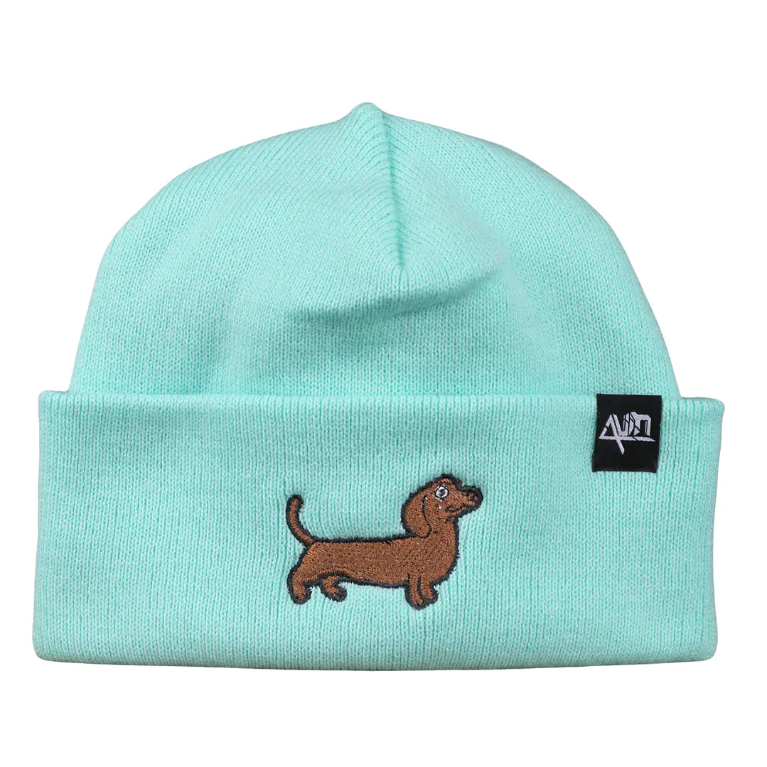 Gorro bordado con perro salchicha dachshund  6