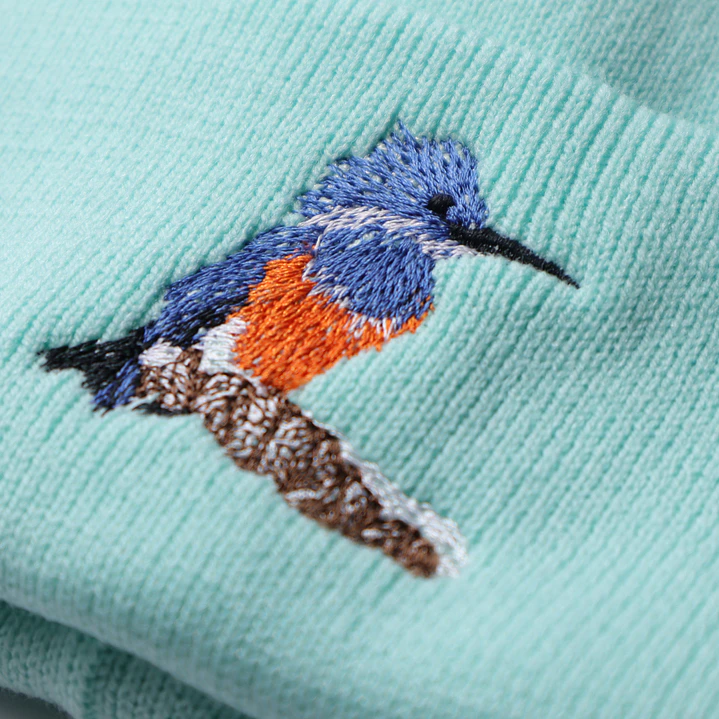 Gorro bordado con Martín pescador  3