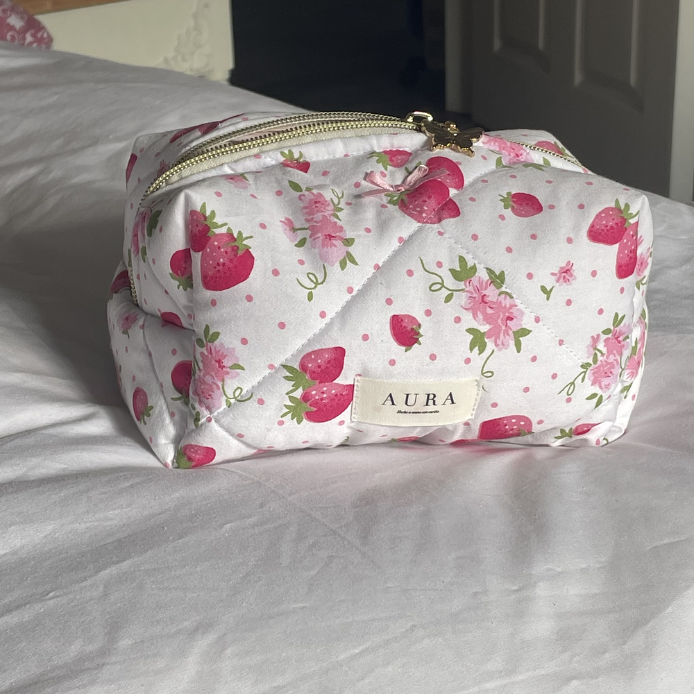 Emilia - Strawberry party 1