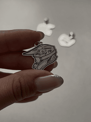 Colgante Casco Enduro