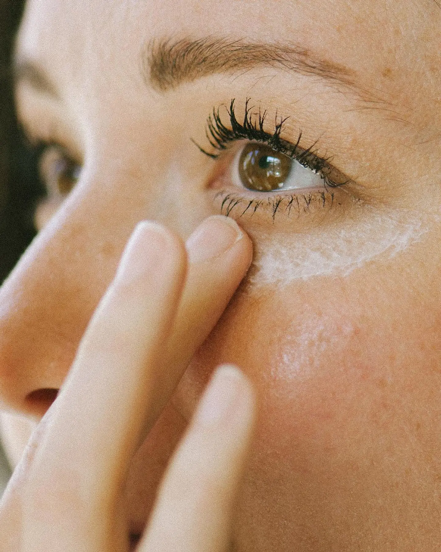 Serum Bifásico para Ojeras Naranja 5ml 3