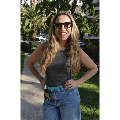 Polera Basica Jacinta GRIS y ROJO