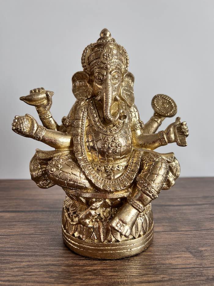 GANESHA GOLDEN 18 CMS