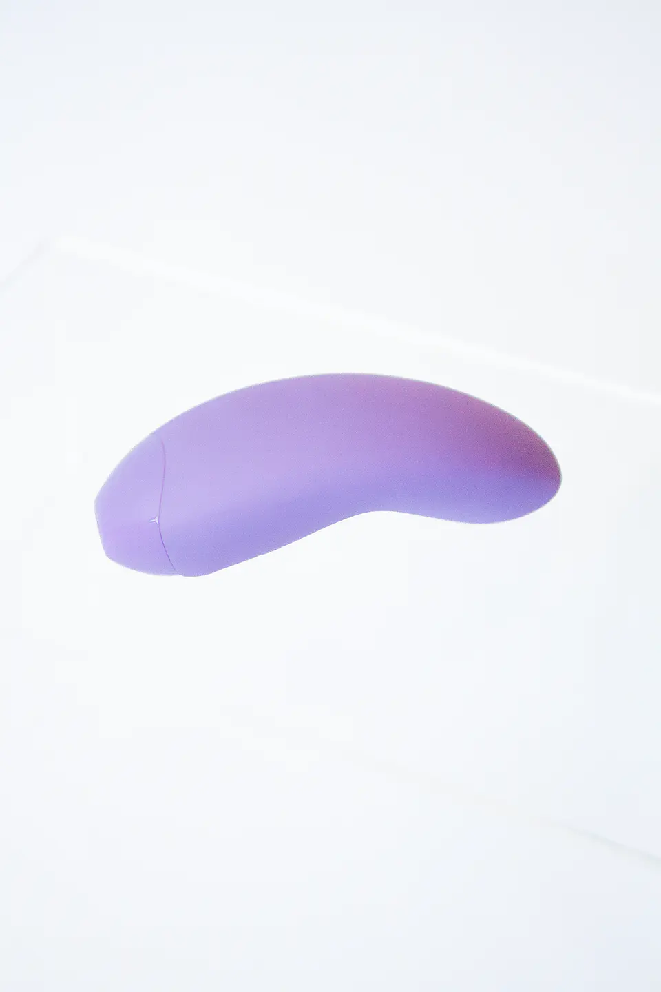 Estimulador Externo Alma Poppy Morado 3
