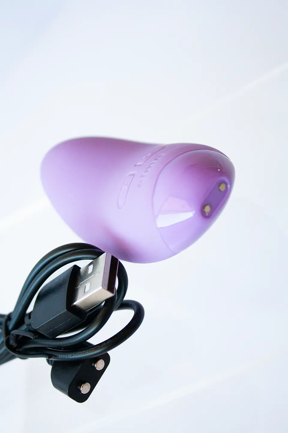 Estimulador Externo Alma Poppy Morado 4