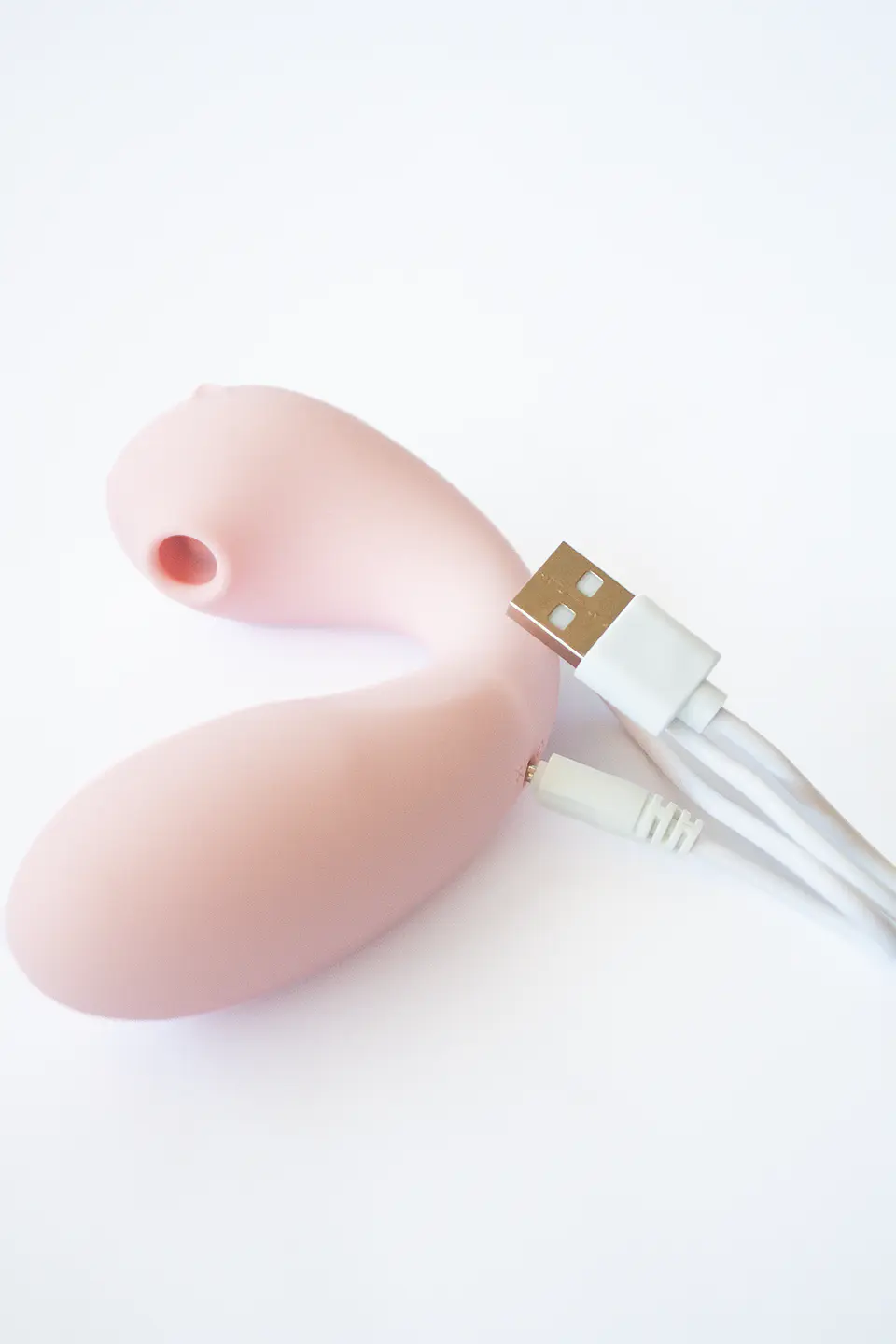 Vibrador y succionador con control app Little Elf 3