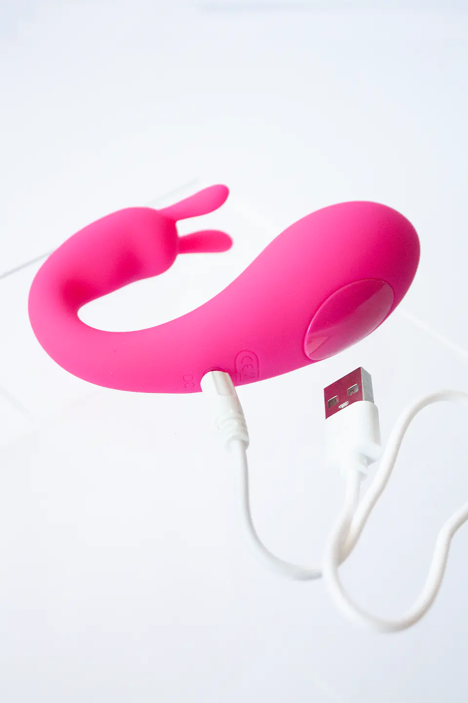 Vibrador rabbit doble estimulación con control App Fucsia 2
