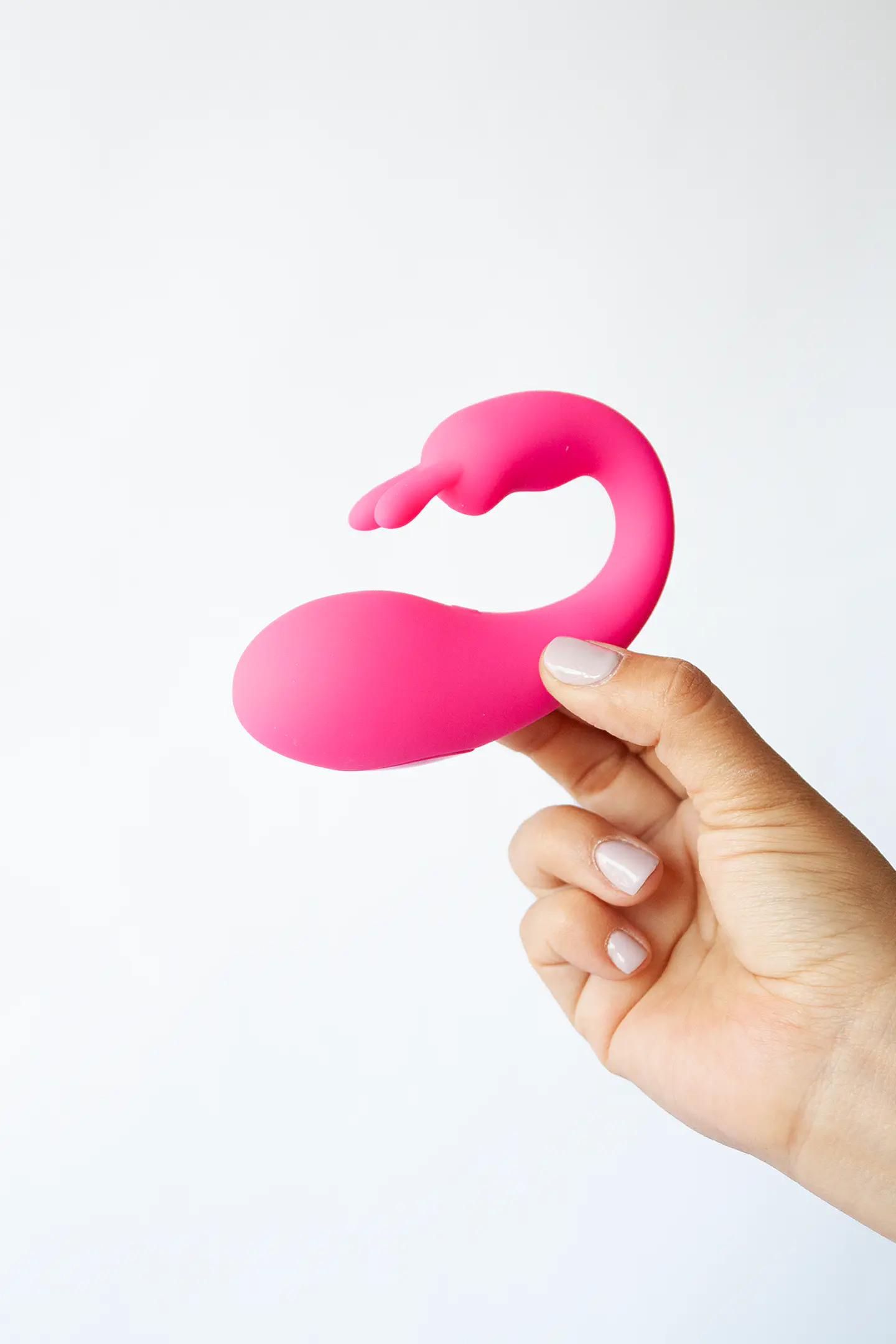 Vibrador rabbit doble estimulación con control App Fucsia 1