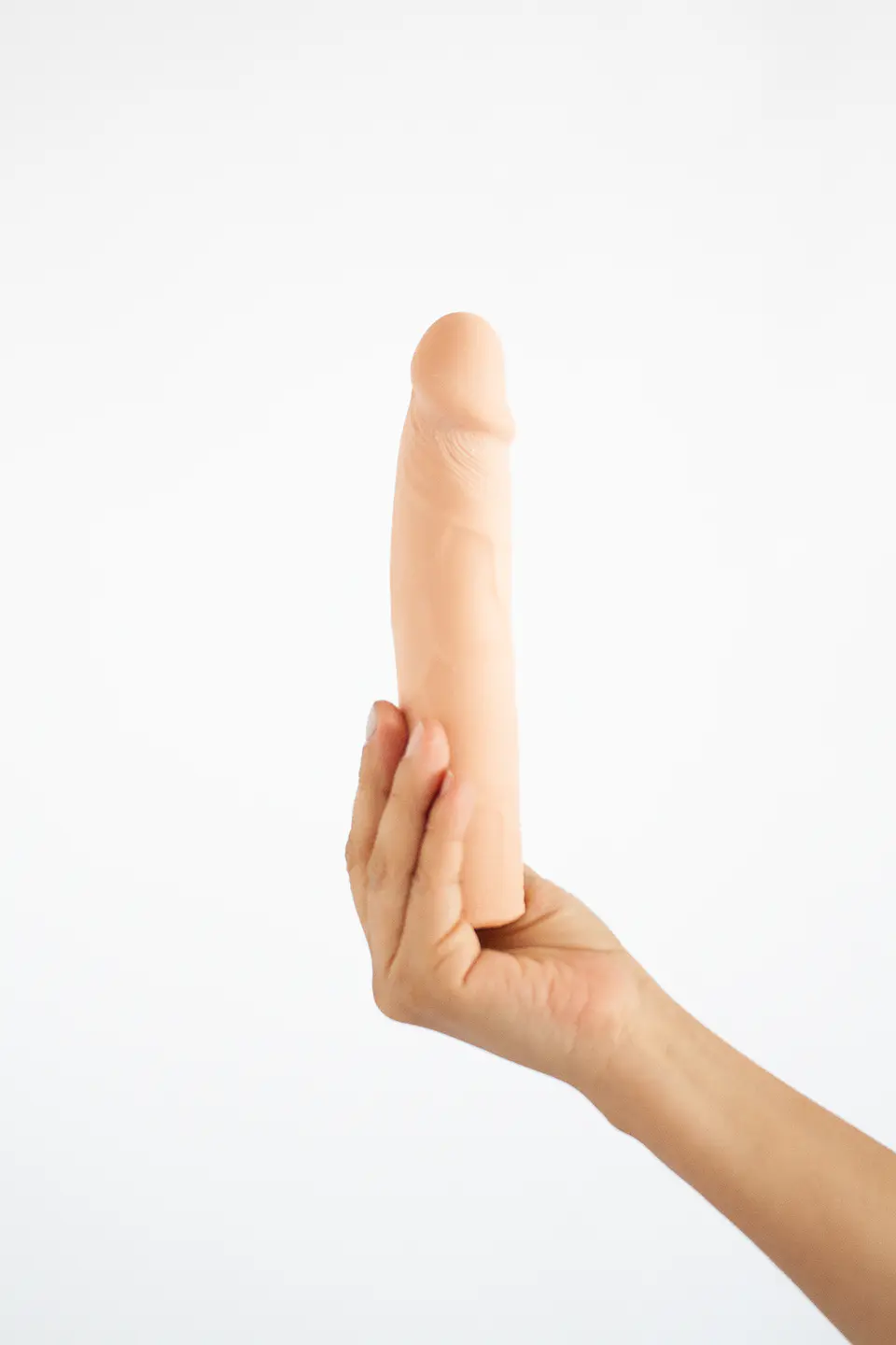 Dildo Realista Vertebrado Flexible 1