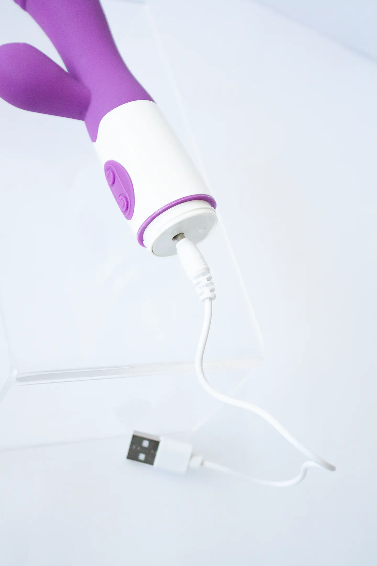 Vibrador Doble Estimulación Snappy Recargable Morado 3