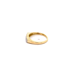 Anillo De Oro Amarillo 18K Cintillo Con Diamantes 