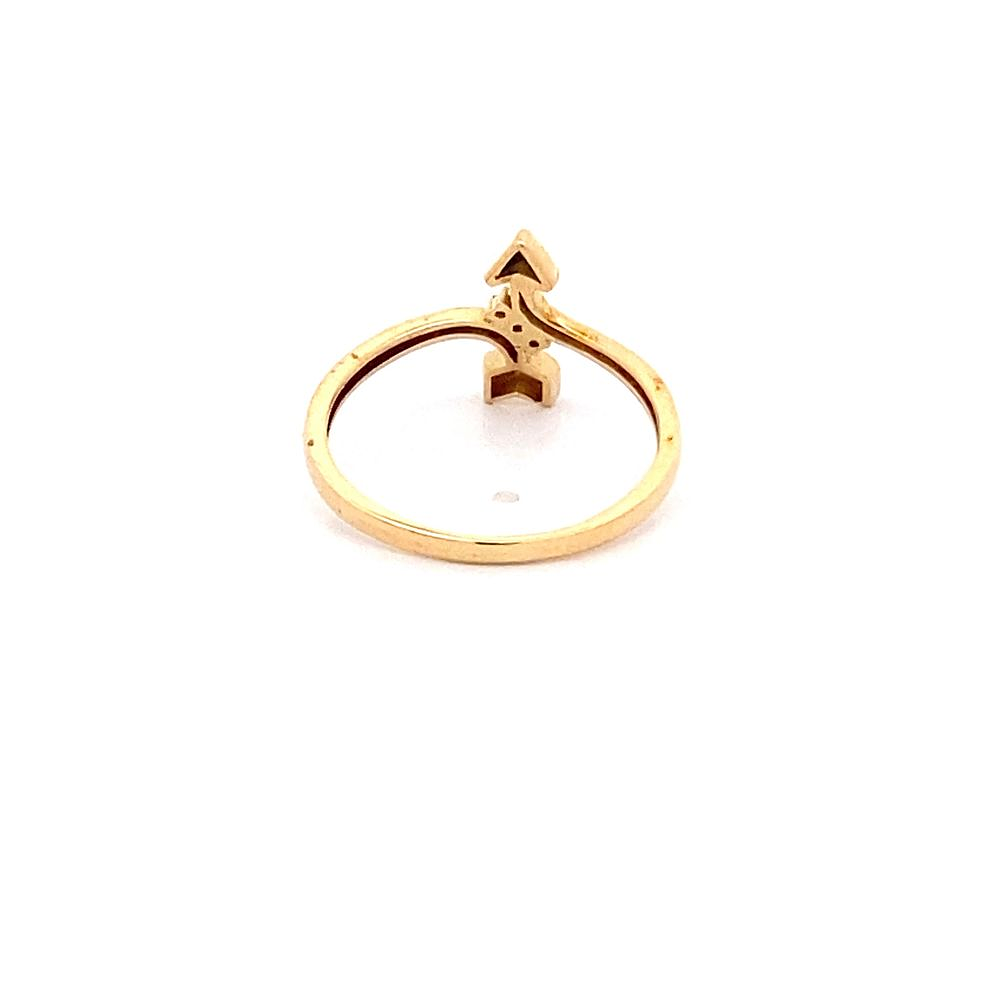 Anillo De Oro Amarillo 18K Flecha Tallada Con Piedras Incoloras 