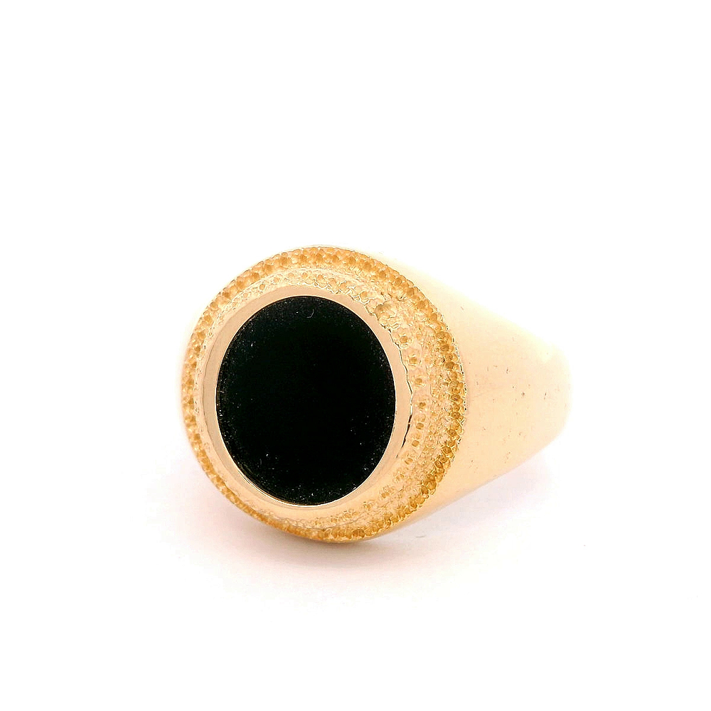 Anillo de Oro 18K con Sello y Piedra Negra Circular