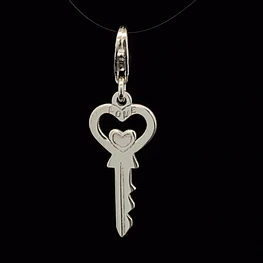 Colgante de Plata 925 Llave Figura Corazón