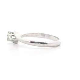 Anillo Solitario en Oro Blanco 18K con Diamante de 0.18 ct VVS-H