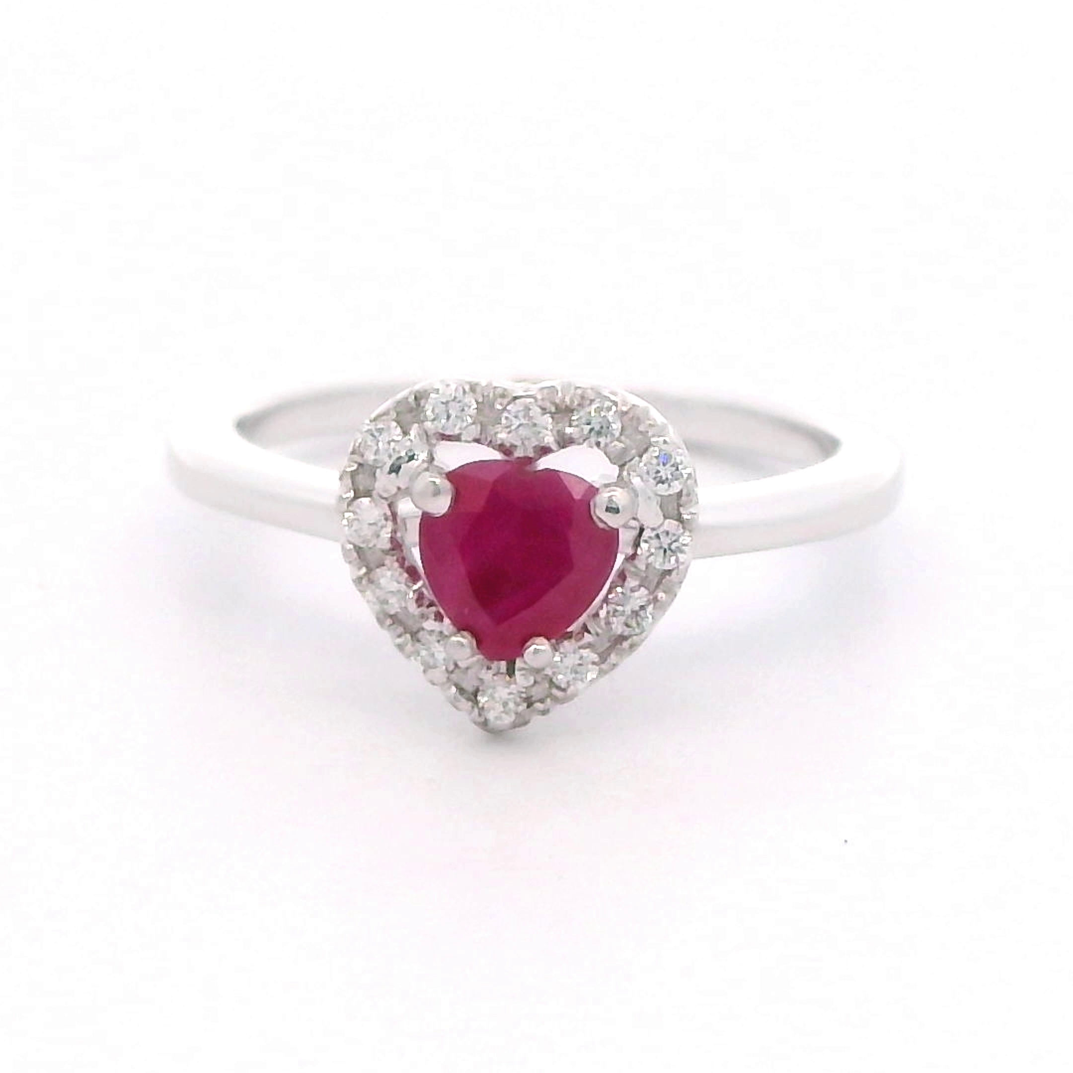 Aros Halo Rubí y Diamantes Oro Blanco 18k