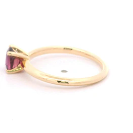 Anillo De Oro Amarillo 18K Solitario Con Rubí
