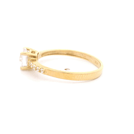 Anillo de Oro Amarillo 18K Solitario Cintillo con Piedras Incoloras