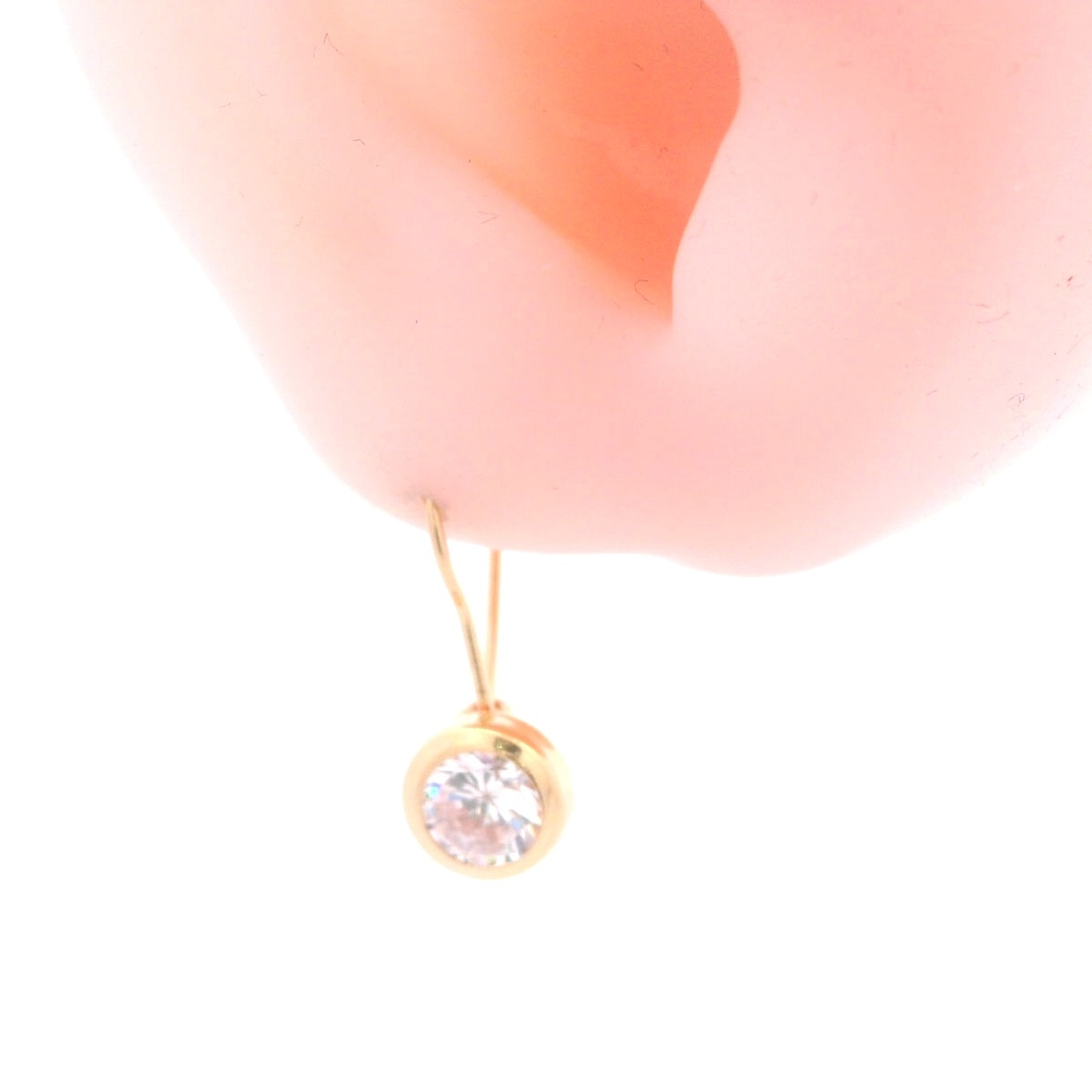 Aros de Oro Amarillo Punto de Luz 18K