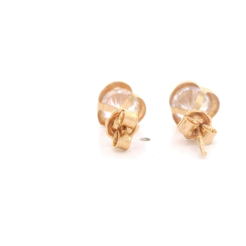 Aros de Oro Amarillo Corazón 18K