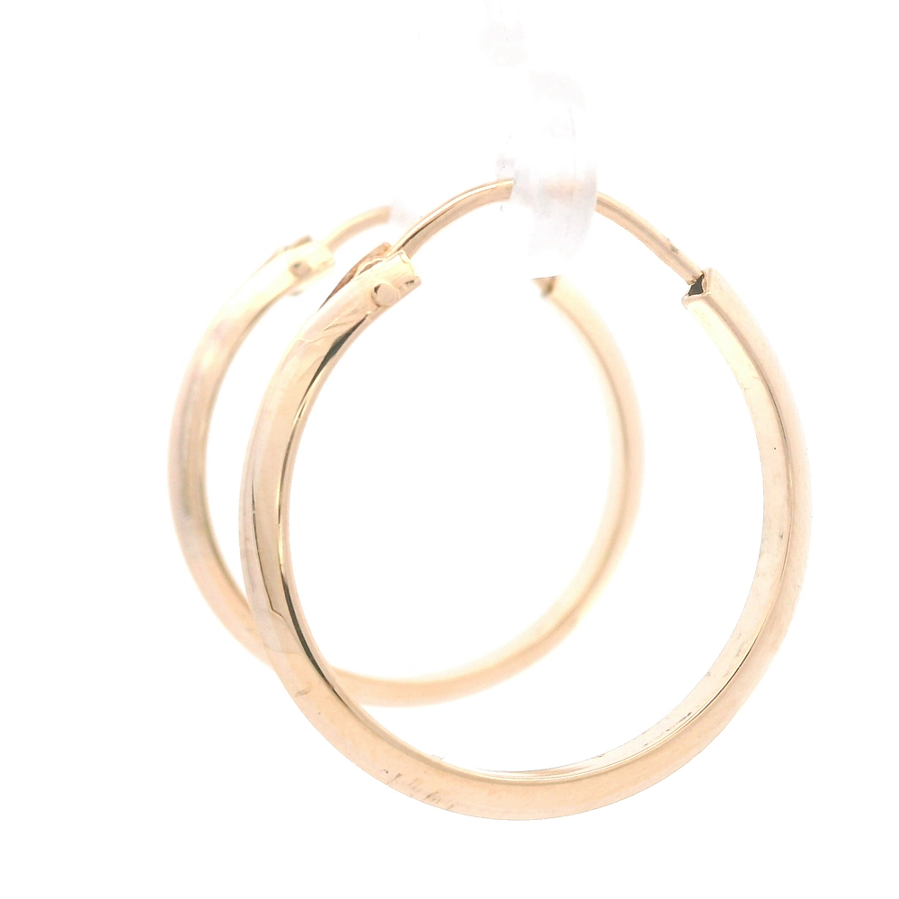 Aros de Oro Amarillo 18K Tubular Biselado con Cierre Criollo