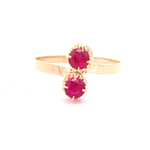 Anillo de Oro Amarillo 18K con Piedra Fucsia