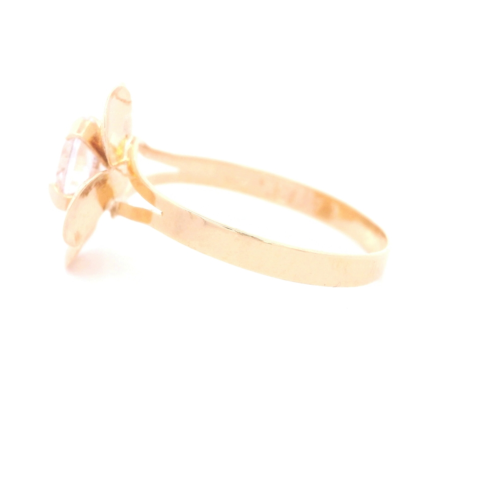 Anillo de Oro Amarillo 18K Flor con Diamante