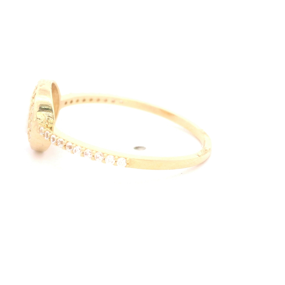 Anillo de Oro Amarillo 18K Halo con Ópalo