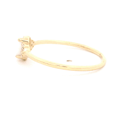 Anillo de Oro Amarillo 18K Ovalado con Ópalo