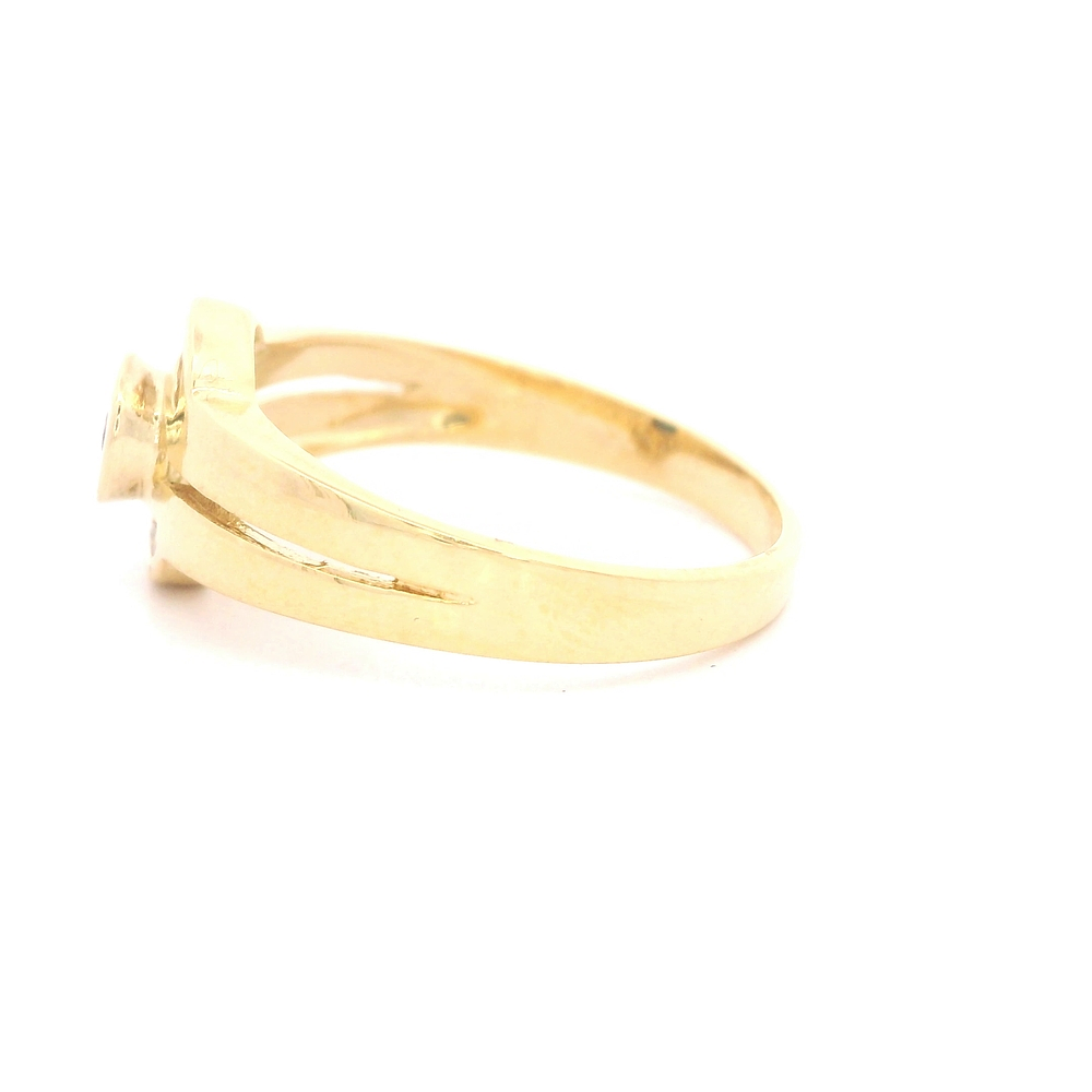 Anillo de Oro Amarillo 18K Calado con Diamante