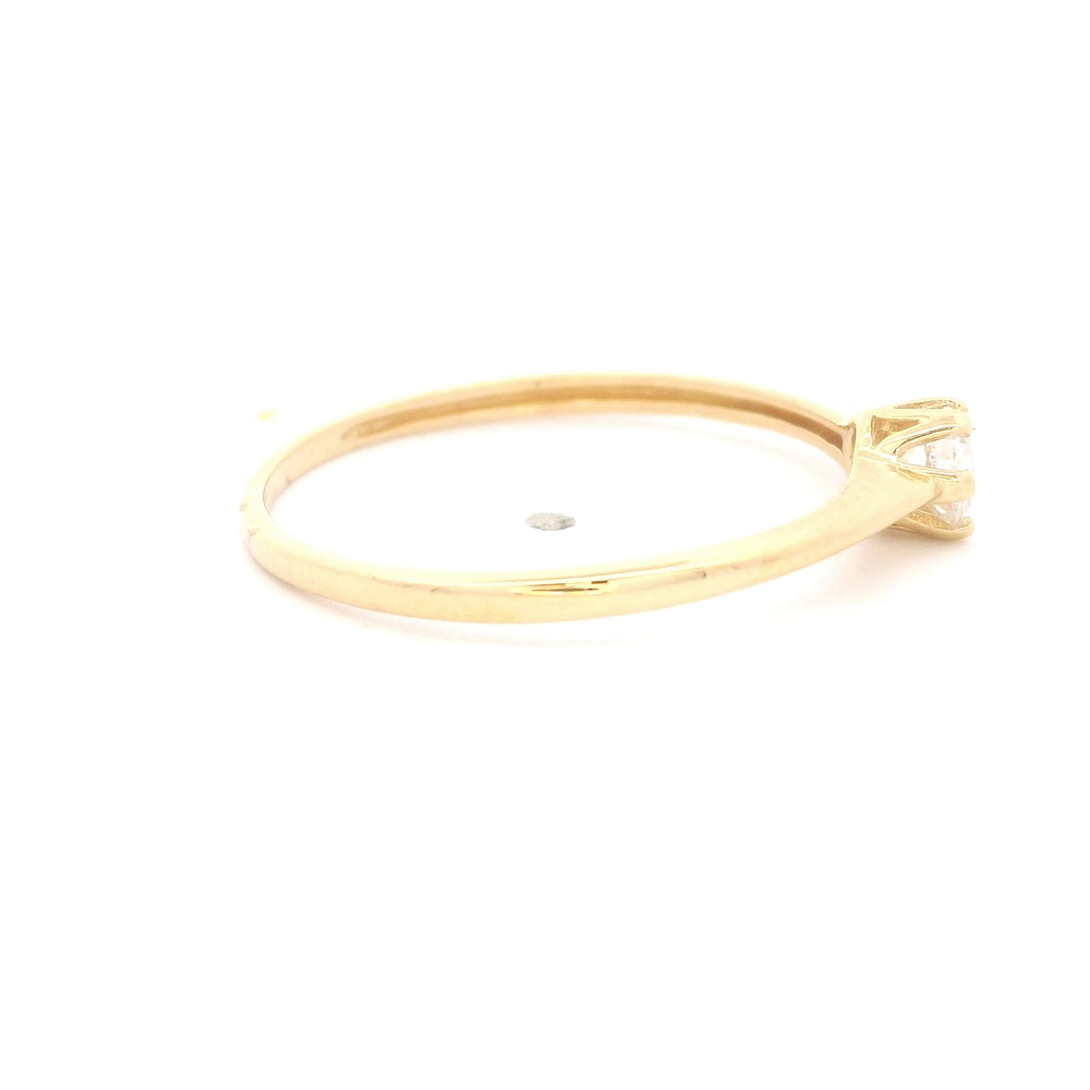 Anillo de Oro Amarillo 18K Solitario con Diamante