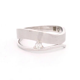 Anillo de Oro Blanco 18K Calado con Diamante