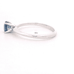 Anillo de Oro Blanco 18K Solitario con Zafiro