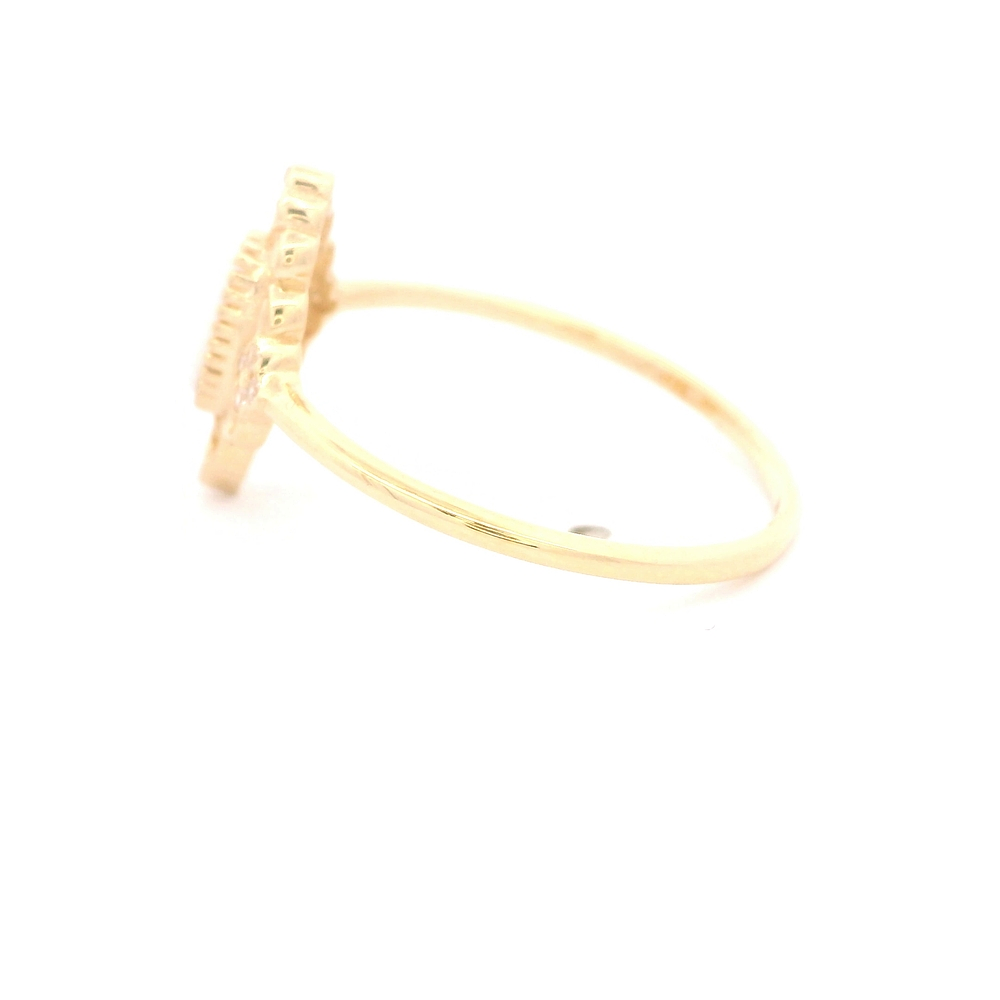 Anillo de Oro Amarillo 18K Ovalado con Ópalo