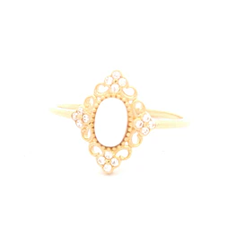 Anillo de Oro Amarillo 18K Ovalado con Ópalo
