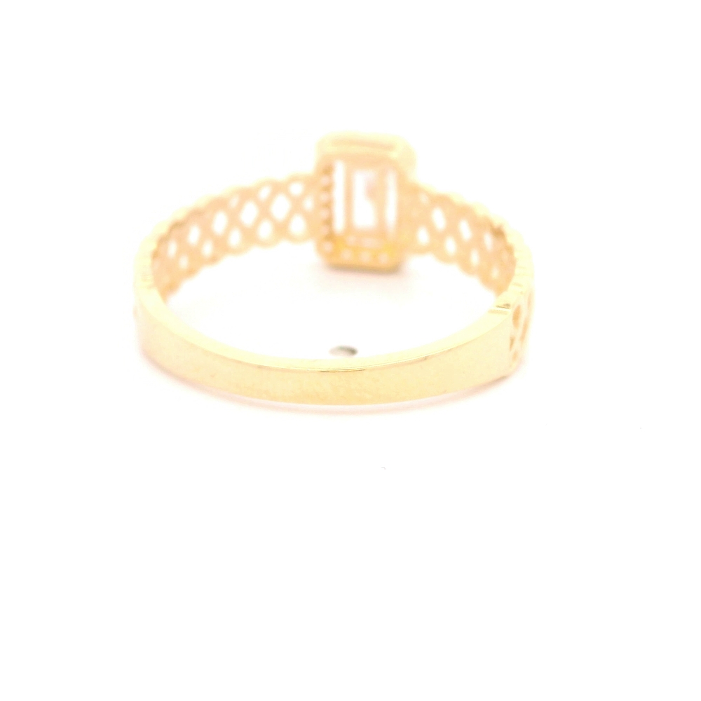 Anillo de Oro Amarillo 18K Calado con Diamante