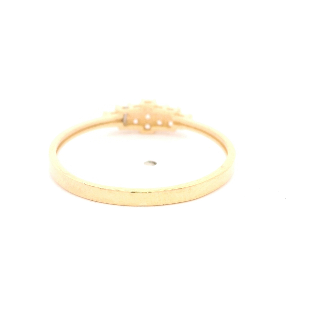 Anillo de Oro Amarillo 18K Cintillo con Diamante