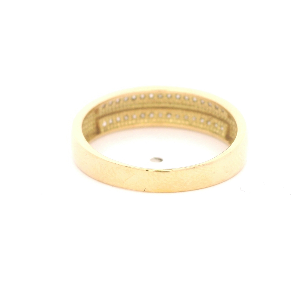 Anillo de Oro Amarillo 18K Cintillo con Diamante