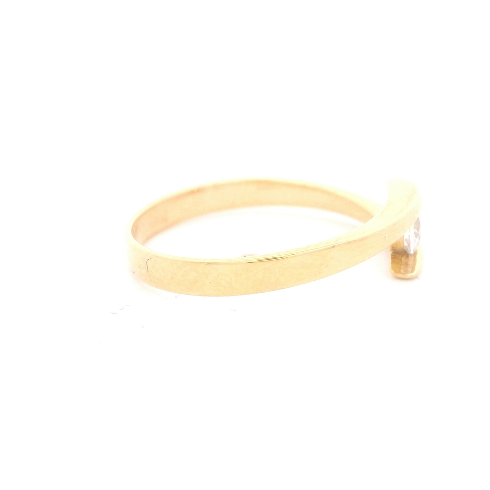 Anillo de Oro Amarillo 18K Solitario con Diamante