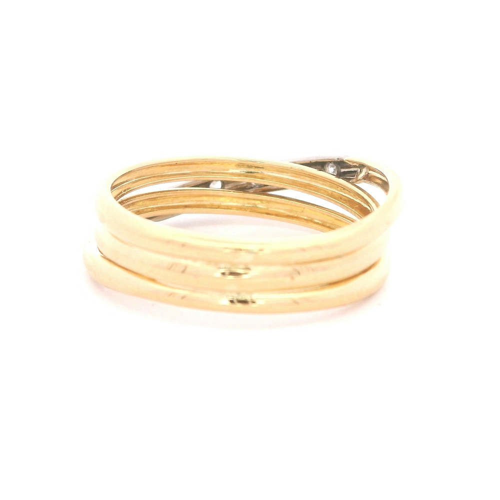 Anillo de Oro Amarillo 18K con Diamante