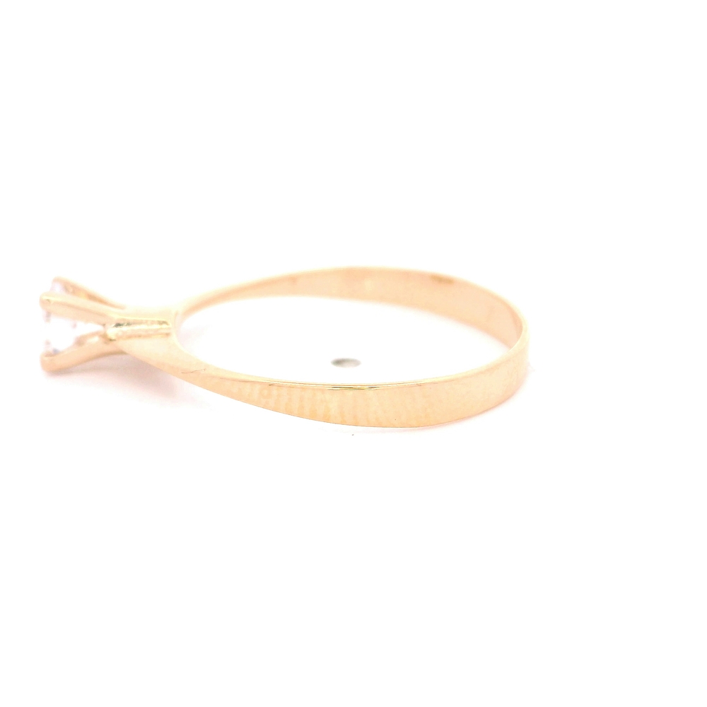 Anillo de Oro Amarillo 18K Solitario con Diamante