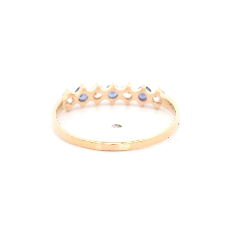 Anillo de Oro Amarillo 18K Cintillo con Diamante