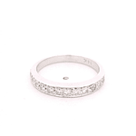 Anillo de Oro Amarillo 14K Cintillo con Diamantes