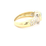 Anillo de Oro Amarillo 18K Gota Bombé con Diamantes