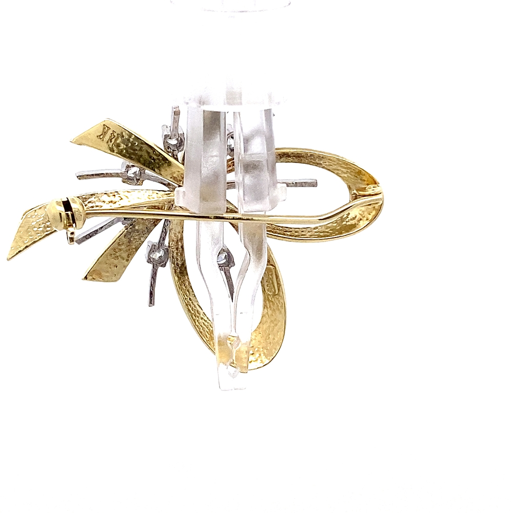 Prendedor de Oro Amarillo 14K Flor Bicolor con Diamantes