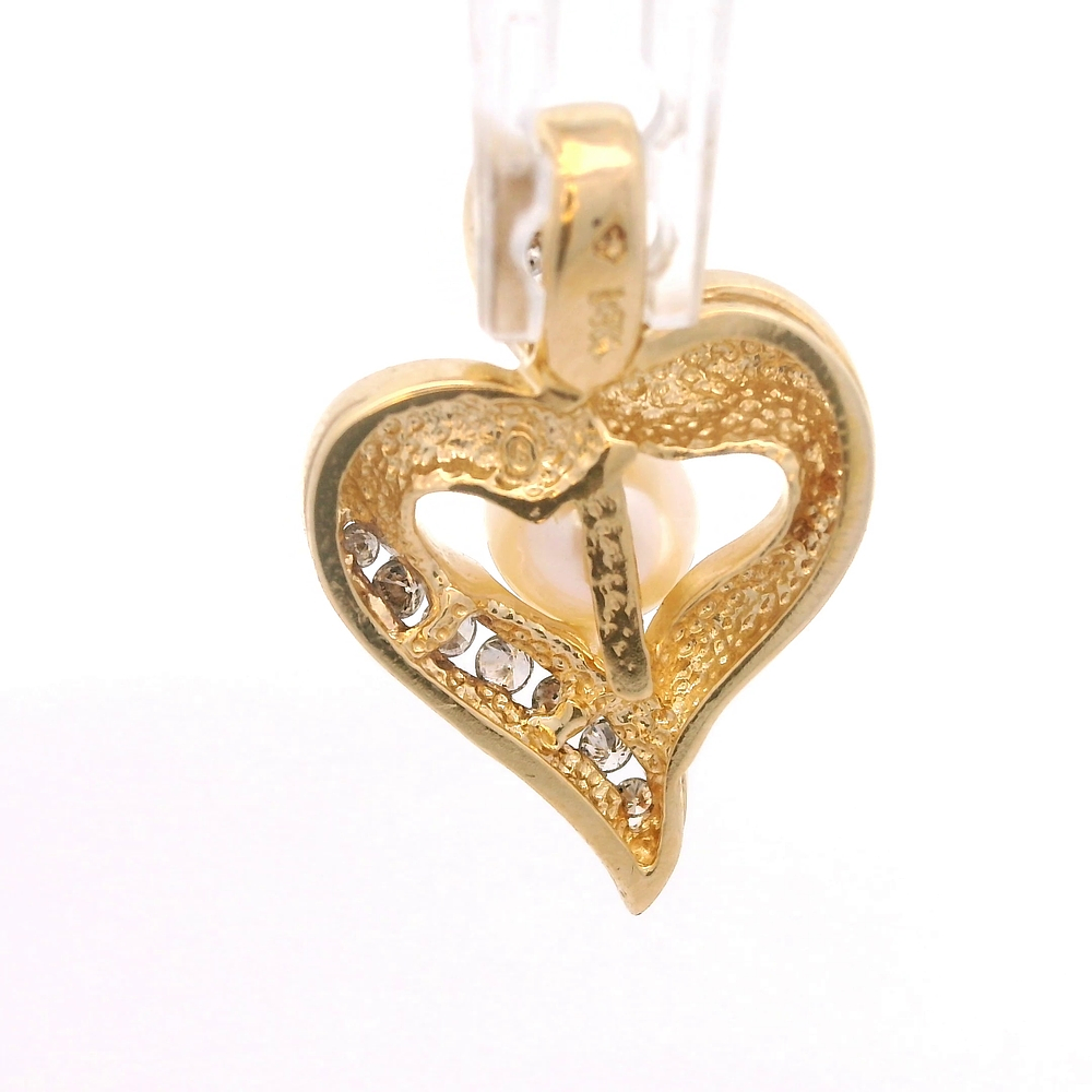 Colgante de Oro Amarillo 14K Corazón con Diamantes y Perla