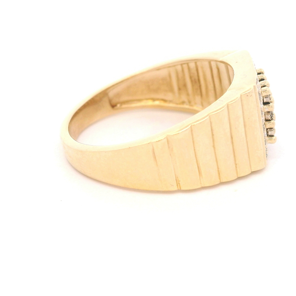 Anillo de Oro Amarillo 10K Sello con 27 Diamantes
