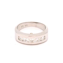 Anillo de Oro Blanco 18K Cintillo con 5 Diamantes