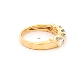 Anillo de Oro Amarillo 18K Cintillo con 5 Diamantes