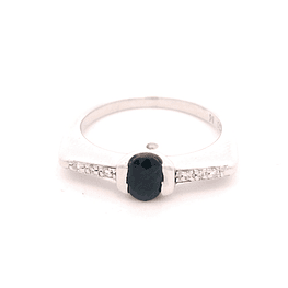 Anillo de Oro Blanco 18K Cintillo Solitario Pavé con Zafiro y Diamantes